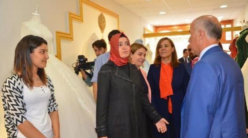 Aile Ve Sosyal Politikalar Bakanı Kaya, Ağrı'da (2)