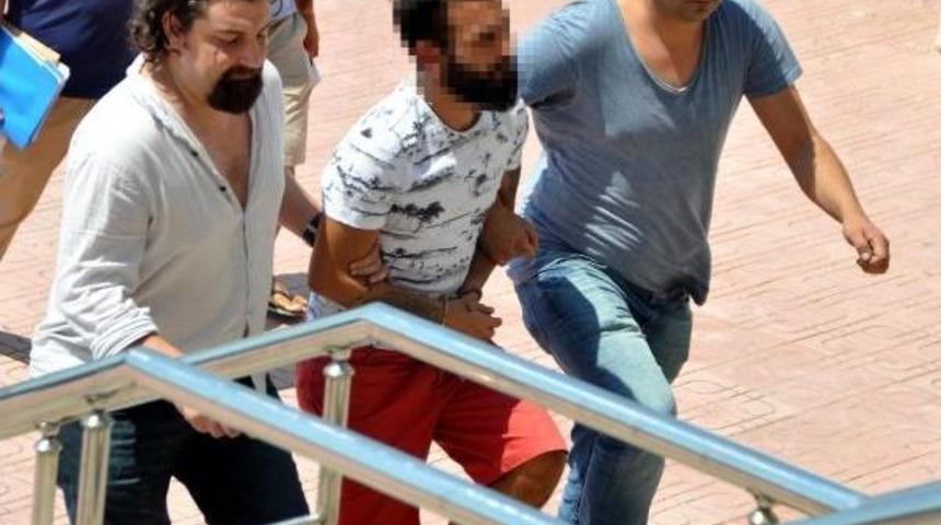 Oteldeki Odasında Kokain Bulunan Ş&uuml;pheli G&ouml;zaltına Alındı