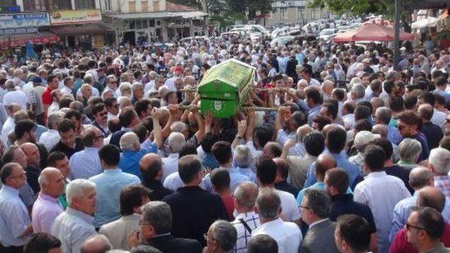 Eski İçişleri Bakanı Gazioğlu'nun Kardeşi Yangında Öldü (3)