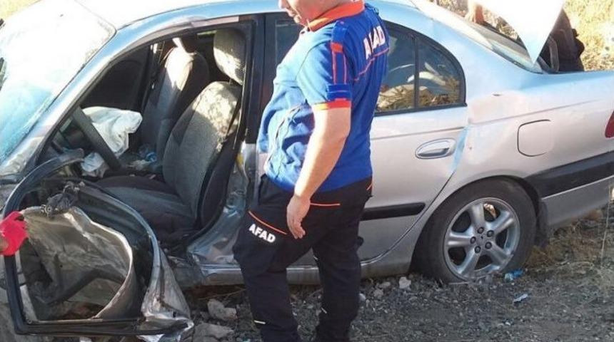 Elazığ’da Trafik Kazası: 2 Yaralı