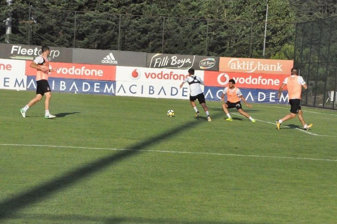 Beşiktaş, Konyaspor Ma&ccedil;ı Hazırlıklarını S&uuml;rd&uuml;rd&uuml;