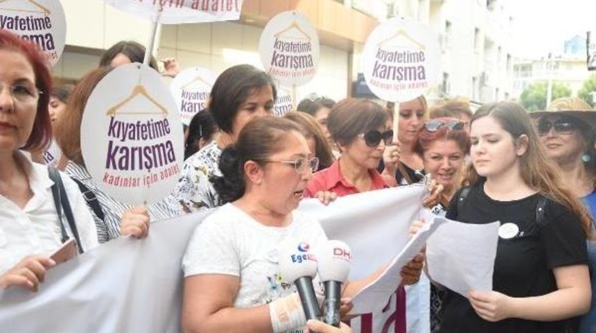 Kadınlardan 'kıyafetime Karışma' Eylemi&nbsp;