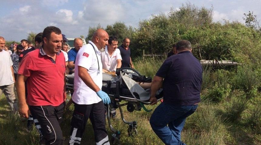 Denizde Y&uuml;zen İmam Boğulma Tehlikesi Ge&ccedil;irerek Hastanelik Oldu