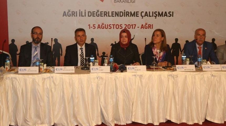 Bakan Kaya Ağrı&rsquo;da &Ccedil;alışma Toplantısına Katıldı