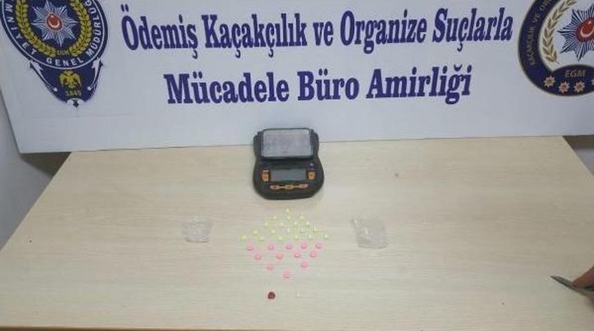 İzmir'de Uyuşturucu Operasyonu