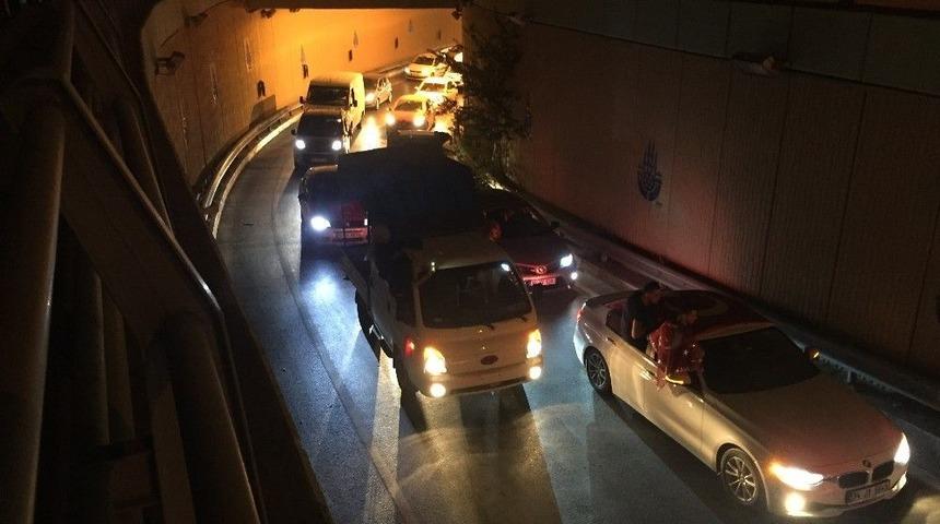 15 Temmuz Demokrasi Otogarı&rsquo;nda Asker Uğurlama Yoğunluğu