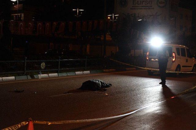 Bursa’da Otomobil Yayaya Çarptı: 1 Ölü