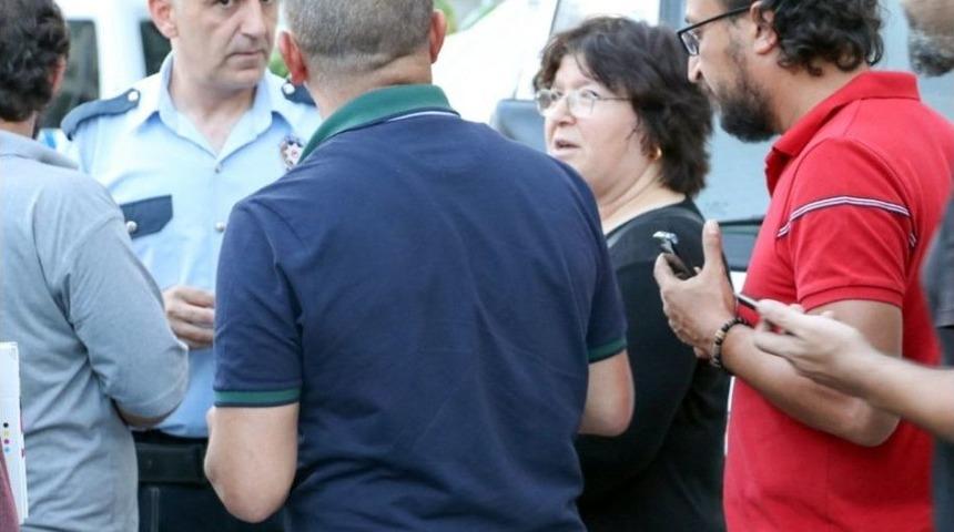 Pazardan D&ouml;nen Kadına Kapka&ccedil; Şoku