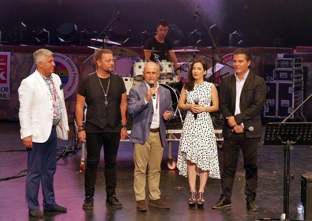 Kayahan, Büyükçekmece Festivali’nde Şarkılarıyla Anıldı