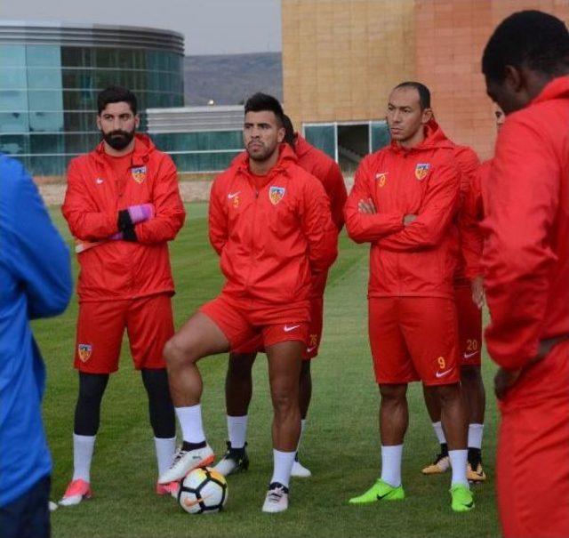 Kayserispor Başkanı Bedir: Transferi Tamamladık