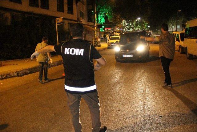 Uyuşturucunun Yaygın Olduğu Mahallelere Polis Baskını