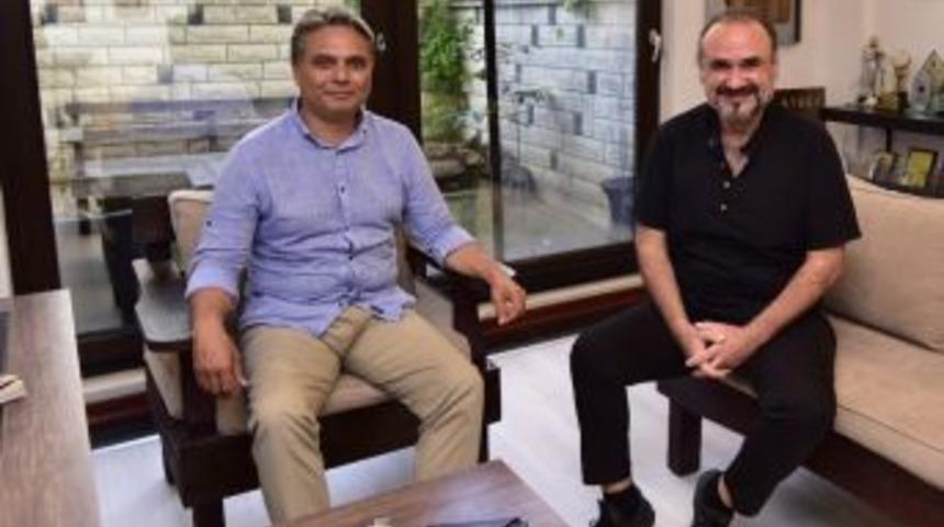 Hakan Aysev Sanat Akademisi A&ccedil;tı