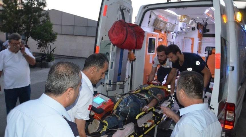 Motosikleti İle Trenin Altında Kalan Gen&ccedil; Kurtarılamadı