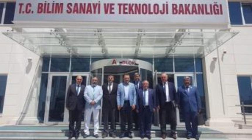 Başkan Ferit Karabulut: Bakanlığımızda Zafer Organize Sanayi B&ouml;lgesini Konuştuk