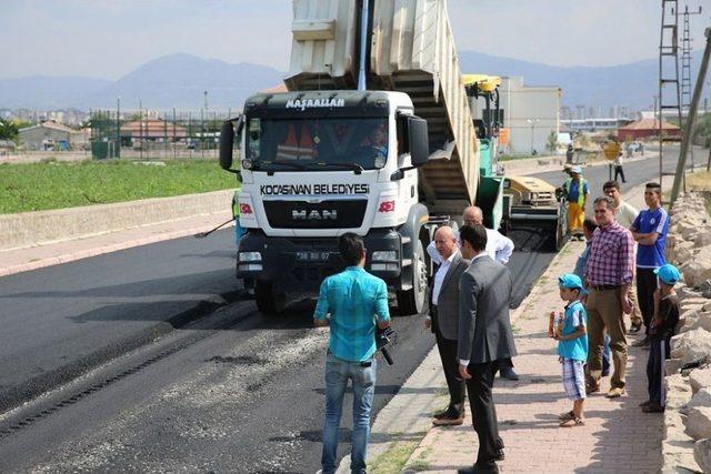 Boztepe Mahallesinde Asfalt Çalışmaları Sürüyor