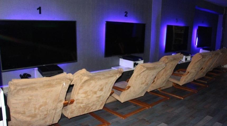 Oyun Salonları D&ouml;rt G&ouml;zle &Ouml;ğrencileri Bekliyor