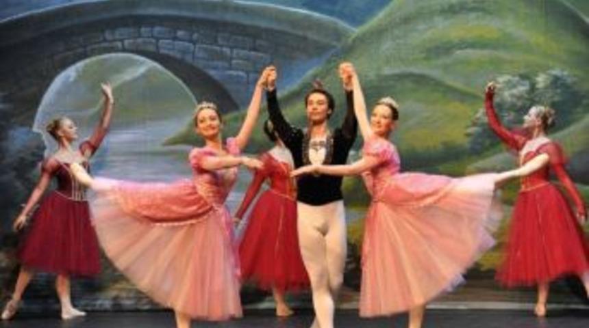 Balenin Se&ccedil;kin Topluluğu &ldquo;kuğu G&ouml;l&uuml;1" İle Marmaris&rsquo;te