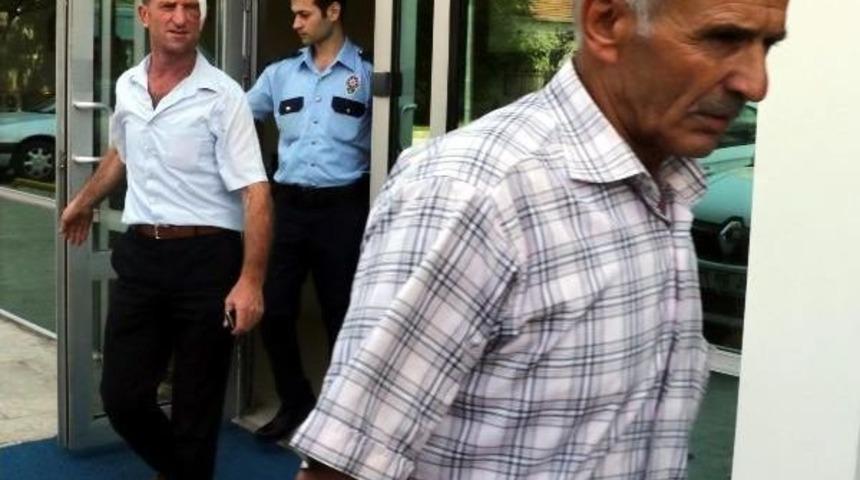 42 Kişinin Yaralandığı Trafık Kazasında 2 S&uuml;r&uuml;c&uuml; Serbest Kaldı