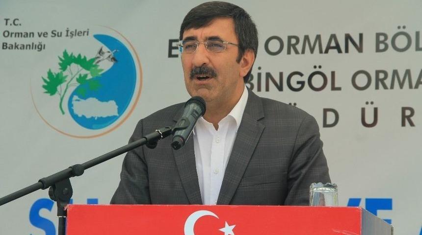 Bing&ouml;l&rsquo;de Su Tankeri Dağıtımı Yapıldı