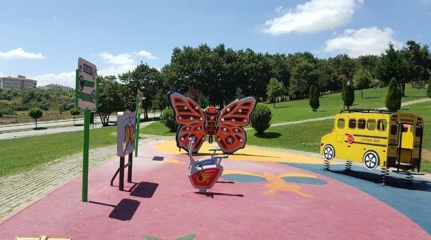 Yeni Oyun Parkları Vatandaşın Hizmetine Sunuluyor