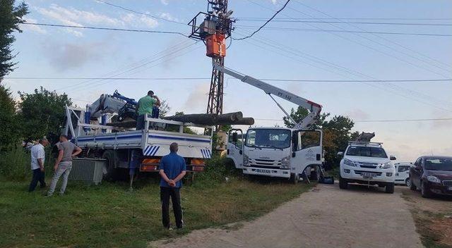 Kaynarca’da Elektrik Arızalarından Bunalan Tavuk Çiftliği Üreticileri Rahat Bir Nefes Aldı