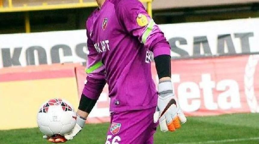 Karşıyaka'da Erhan'a Zam