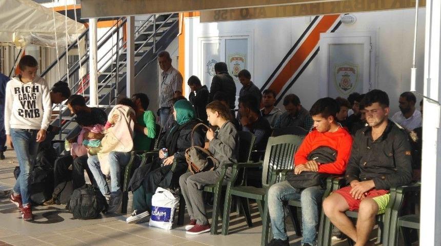 37 Kaçak Göçmen Yakalandı