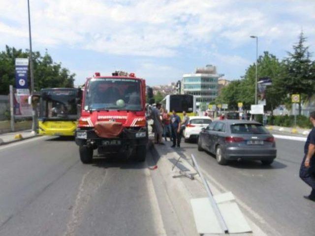 Kadıköy'de Zincirleme Kaza (1)