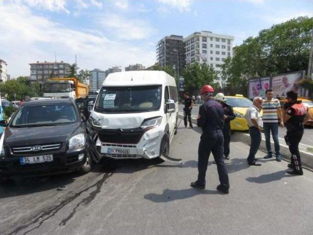 Kadıköy'de Zincirleme Kaza (1)