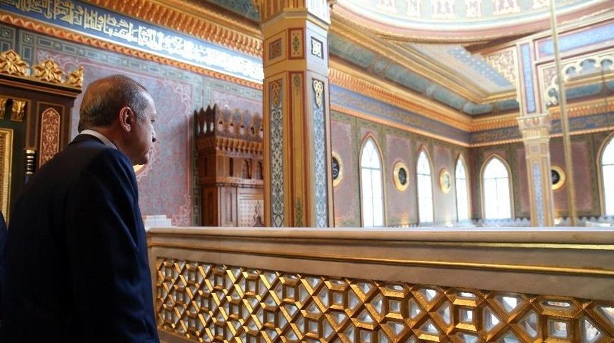 Cumhurbaşkanı Erdoğan: &ldquo;allah&rsquo;ın İzniyle T&uuml;rkiye&rsquo;de Ezanları Susturmaya, Bayrakları İndirmeye, Kimsenin G&uuml;c&uuml; Yetmeyecektir&rdquo;