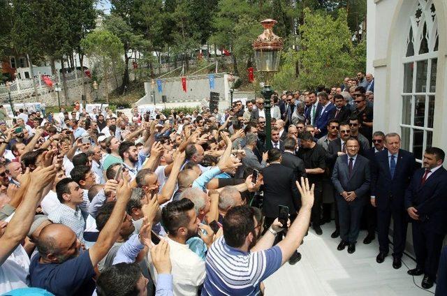 Cumhurbaşkanı Erdoğan: “allah’ın İzniyle Türkiye’de Ezanları Susturmaya, Bayrakları İndirmeye, Kimsenin Gücü Yetmeyecektir”