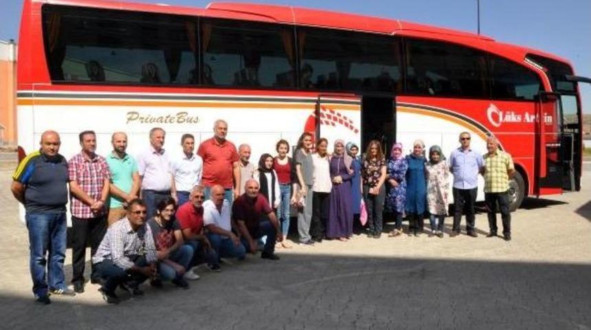 Bitlis&rsquo;I Gezen Artvinliler Uğurlandı