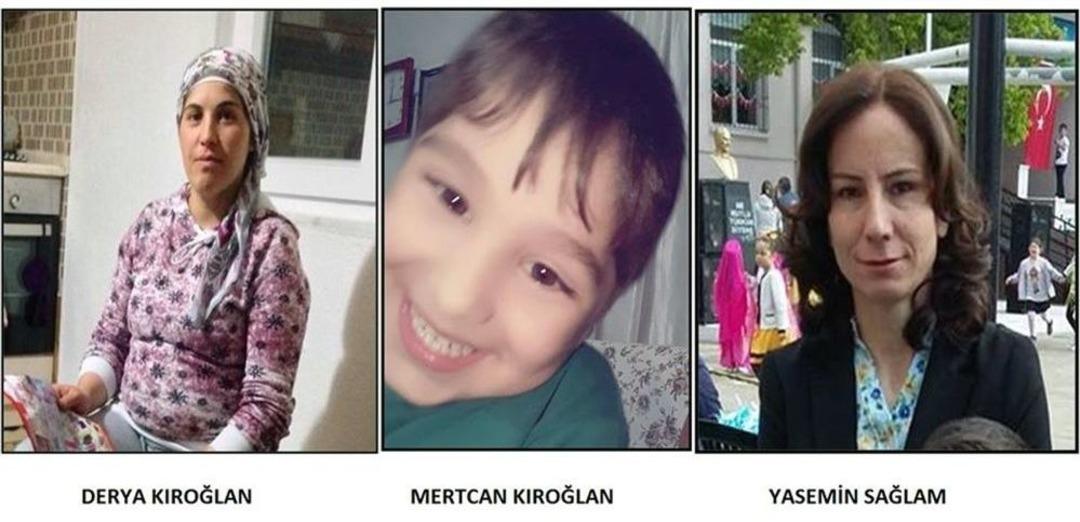 &Uuml;&ccedil; Tabut, D&ouml;rt Cenaze