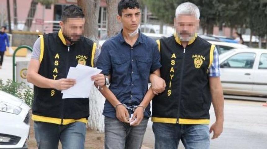 Yatak Odasında Yakalanan Hırsızlık Zanlısı Boğazını Kesti