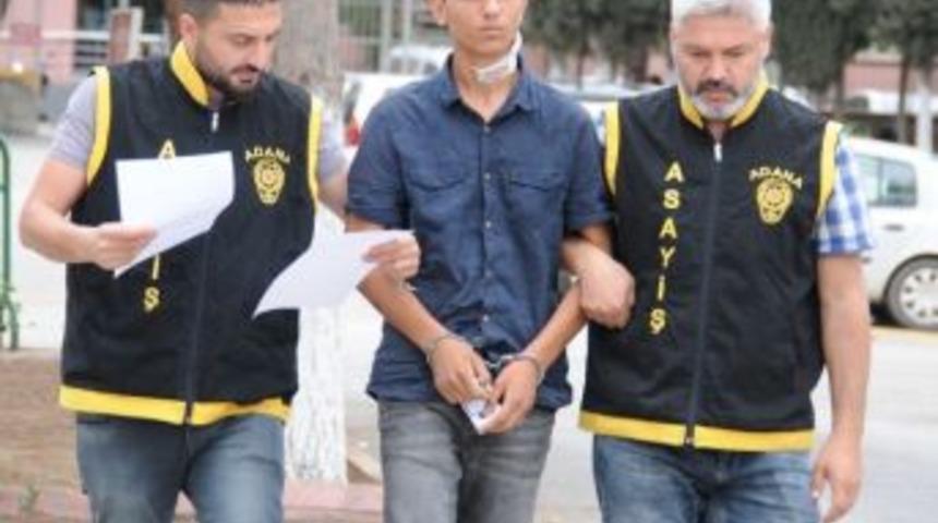 Hırsızı Ev Sahibi Yakaladı