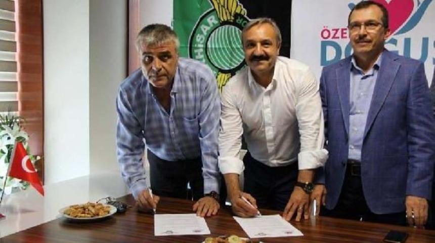 Akhisar Belediyespor Sağlık Sponsorluğu Anlaşması Imzaladı