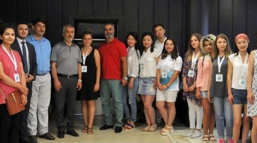 40 Uluslararası &Ouml;ğrenci T&uuml;rk&ccedil;e Eğitimine Başladı