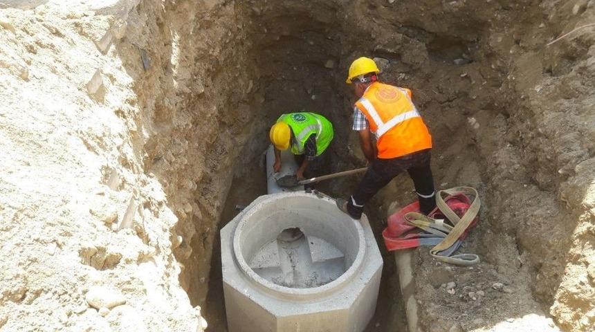 K&ouml;pr&uuml;başı Kent Meydanı İ&ccedil;in Altyapı &Ccedil;alışmaları Başladı