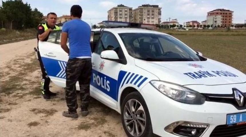 Bonzai Kullanıp, Kaza Yapan Sürücü Polise Yalvardı