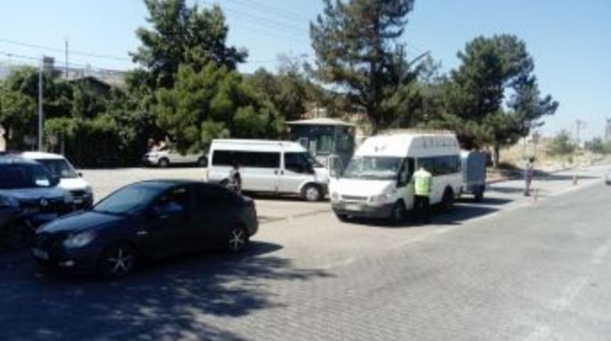 G&ouml;lbaşı İl&ccedil;esinde Huzur Uygulamaları Devam Ediyor