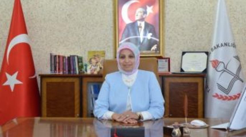 İhtiya&ccedil; Sahibi Ailenin Mobilya Bakımlarını Yaparak, Elektrik Tesisat Yenilediler