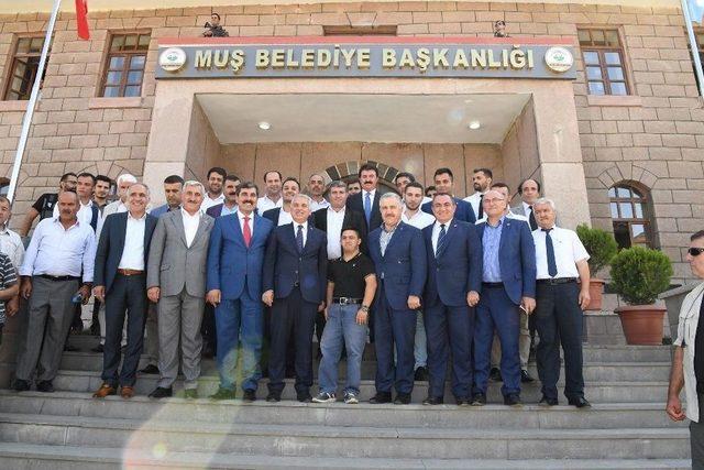 Ulaştırma Bakanı Arslan’dan Belediyeye Ziyaret