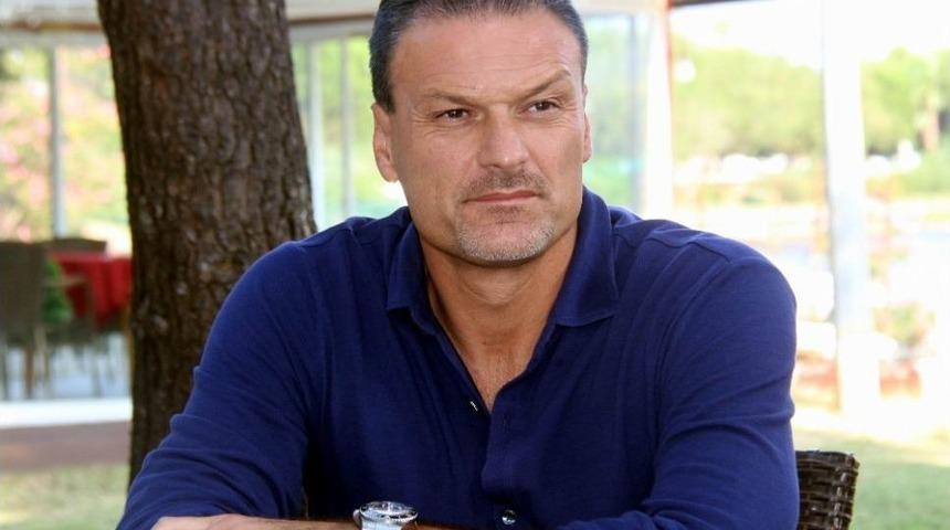 Alpay &Ouml;zalan: &ldquo;samaras, Pazartesi Samsun&rsquo;da Olacak&rdquo;