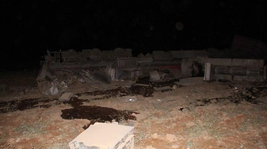 Elazığ&rsquo;da Y&uuml;k Treni Devrildi:2 &Ouml;l&uuml;