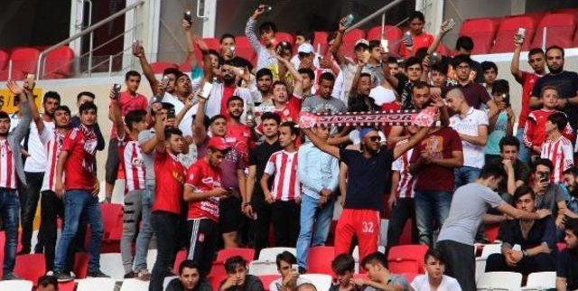 Sivasspor Sezonu Açtı