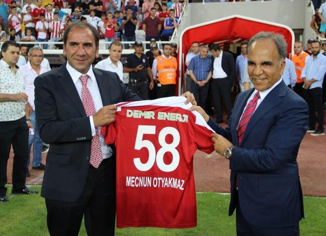 Otyakmaz: "yeni Sezonda G&uuml;&ccedil;l&uuml; Bir Sivasspor İzlettireceğiz"
