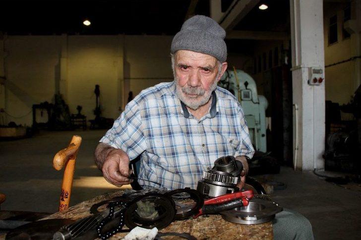 87 Yaşında, Hala Torna Tezgahı Başında G1