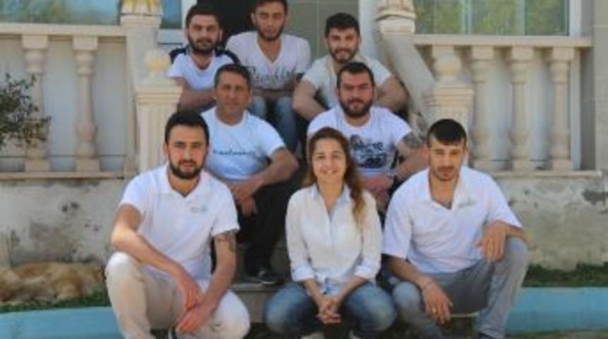 Tezemir: &ldquo;aileler Umut Arayışı İ&ccedil;inde Her Kapıyı &Ccedil;alıyorlar&rdquo;