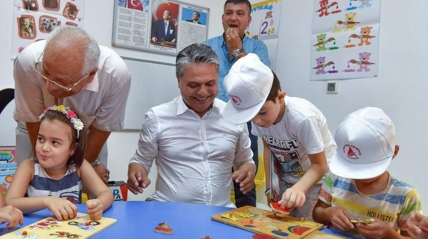 Sedir Kapalı Pazarı Hafta İ&ccedil;i Kreşe D&ouml;n&uuml;ş&uuml;yor