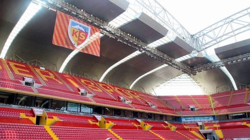 Kadir Has Stadı Yeni Sezona Hazır